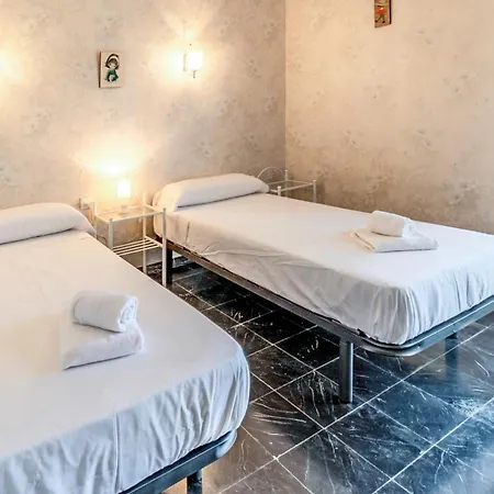 Grifeu 14 Con Terraza Y Jardin Apartment Girona