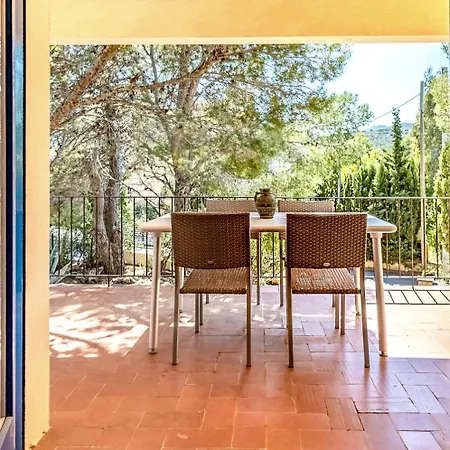 Grifeu 14 Con Terraza Y Jardin